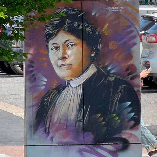 Jeanne Chauvin - Street Art C215 - Provins